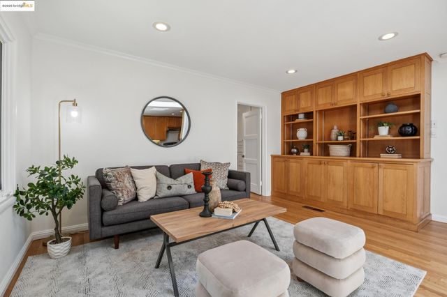 765 Neilson St, Berkeley, CA 94707