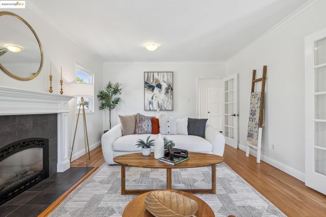 765 Neilson St, Berkeley, CA 94707
