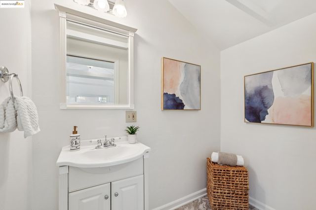 765 Neilson St, Berkeley, CA 94707