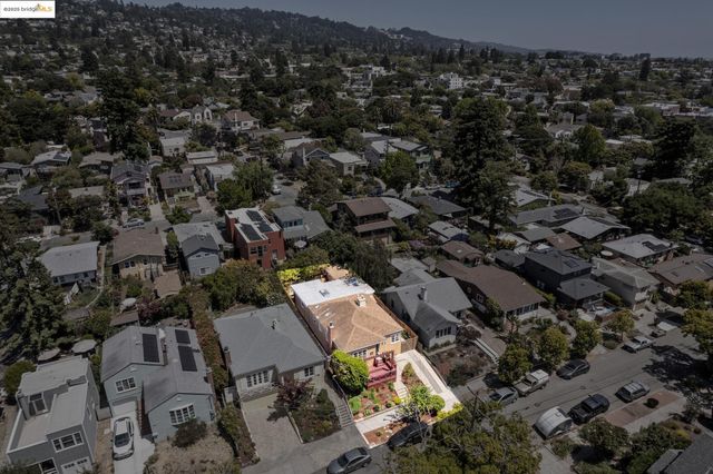 765 Neilson St, Berkeley, CA 94707