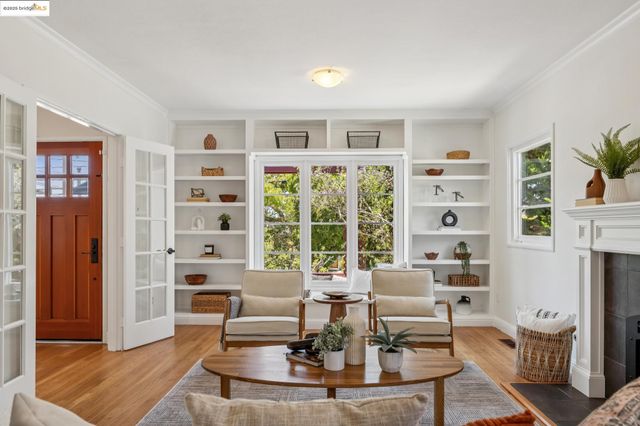 765 Neilson St, Berkeley, CA 94707
