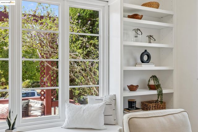 765 Neilson St, Berkeley, CA 94707