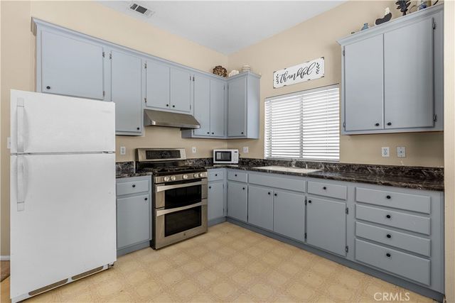 17492 Mariposa Avenue, Riverside, CA 92504