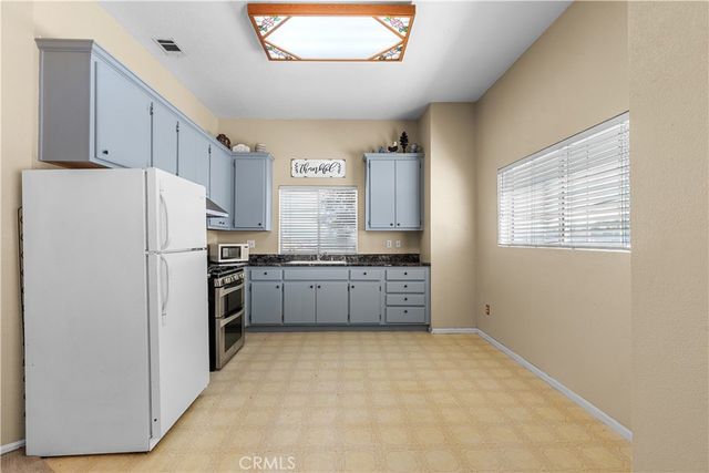 17492 Mariposa Avenue, Riverside, CA 92504