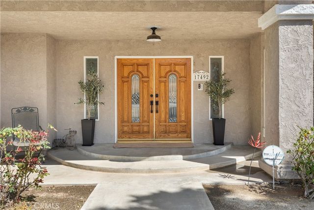 17492 Mariposa Avenue, Riverside, CA 92504