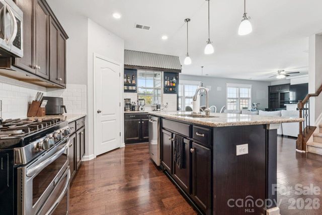 3018 Oakmere Road, Waxhaw, NC 28173