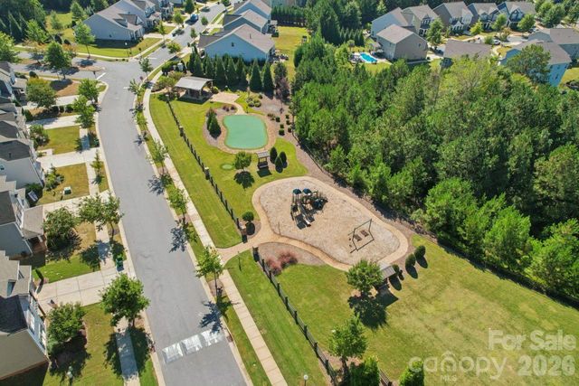 3018 Oakmere Road, Waxhaw, NC 28173