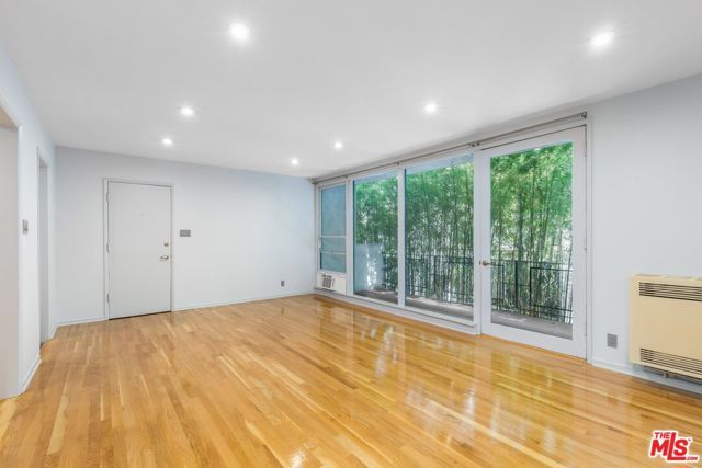 1155 N Clark Street 2, West Hollywood, CA 90069