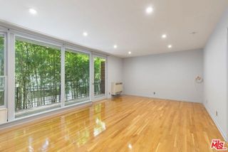 1155 N Clark Street 2, West Hollywood, CA 90069