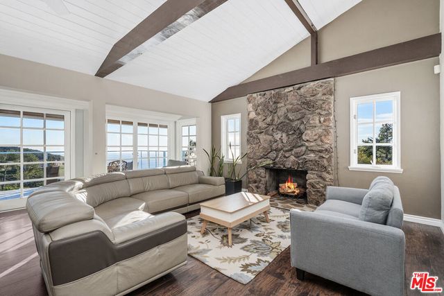 9402 Houston Road, Malibu, CA 90265