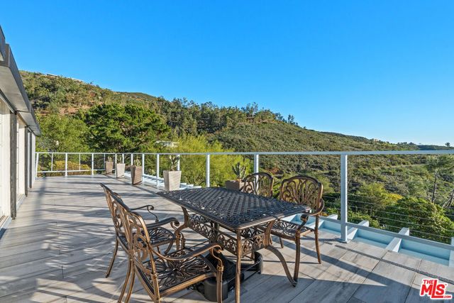 9402 Houston Road, Malibu, CA 90265