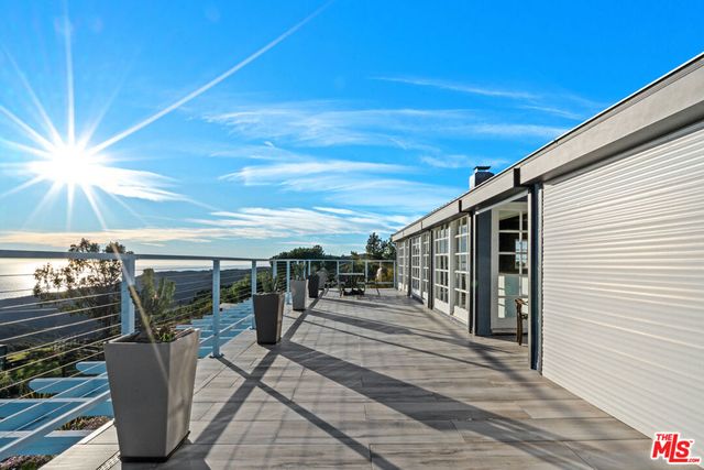 9402 Houston Road, Malibu, CA 90265