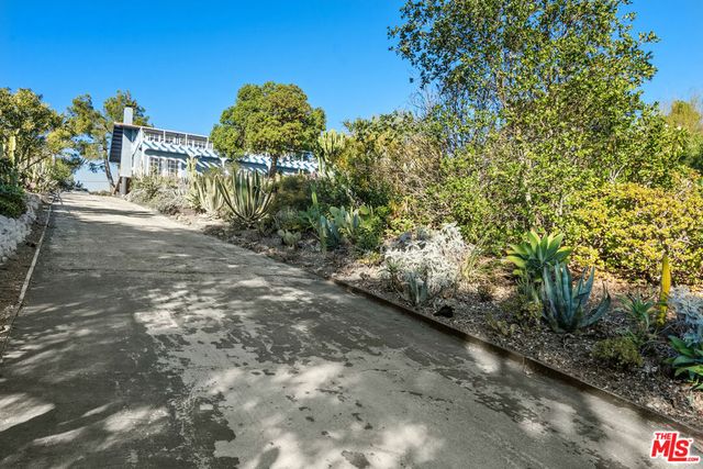 9402 Houston Road, Malibu, CA 90265