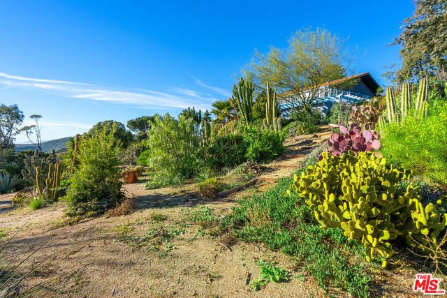 9402 Houston Road, Malibu, CA 90265