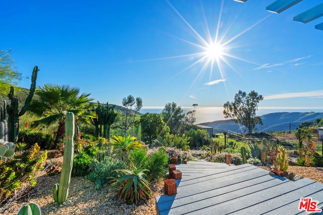 9402 Houston Road, Malibu, CA 90265