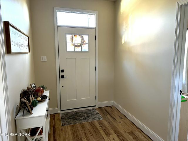 2440 Honey Grove Lane, Knoxville, TN 37923