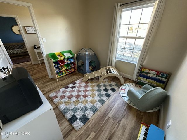2440 Honey Grove Lane, Knoxville, TN 37923