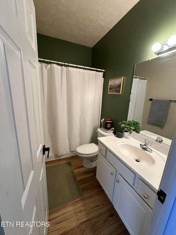2440 Honey Grove Lane, Knoxville, TN 37923