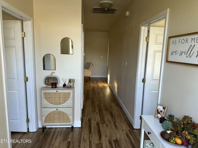 2440 Honey Grove Lane, Knoxville, TN 37923