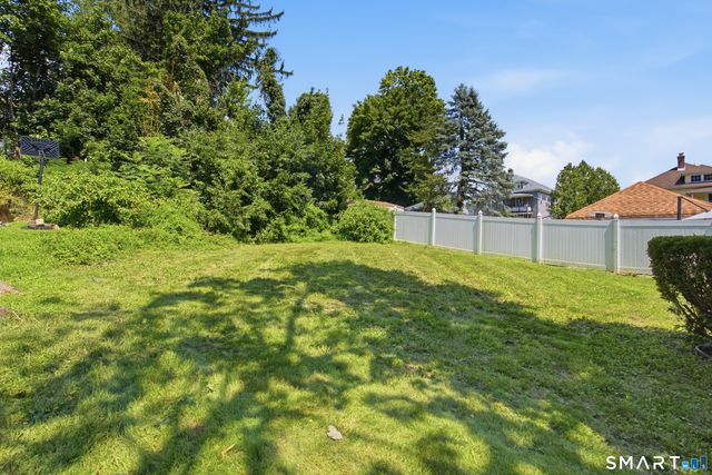 275 Winthrop Street, New Britain, CT 06052