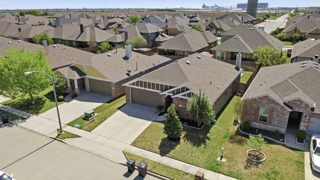 421 Mariscal Place, Fort Worth, TX 76131