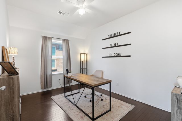 421 Mariscal Place, Fort Worth, TX 76131