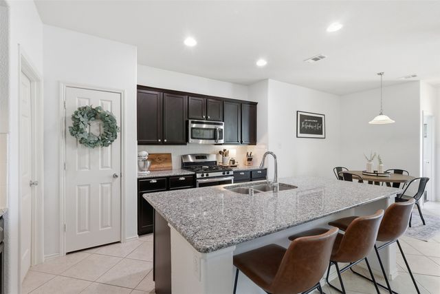 421 Mariscal Place, Fort Worth, TX 76131