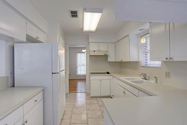 12426 Attlee, Houston, TX 77077