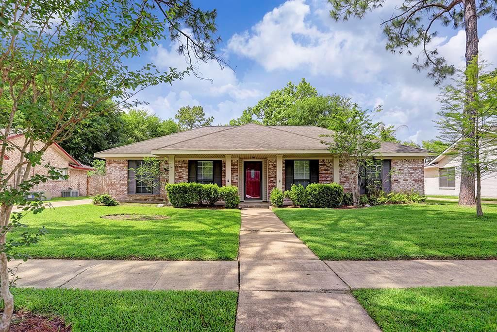 12426 Attlee, Houston, TX 77077