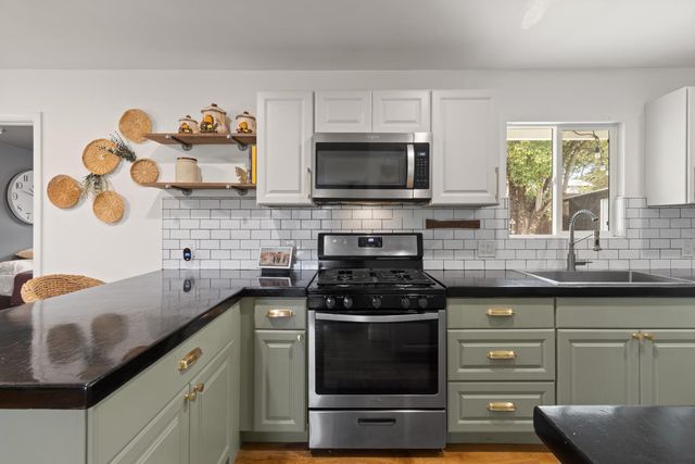3635 Bell Rd, Auburn, CA 95603