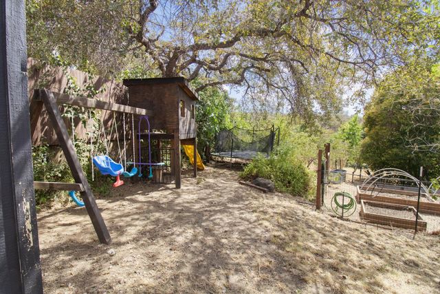 3635 Bell Rd, Auburn, CA 95603