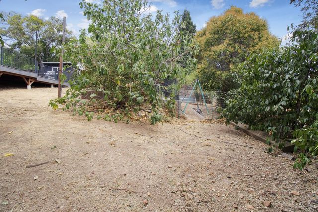 3635 Bell Rd, Auburn, CA 95603