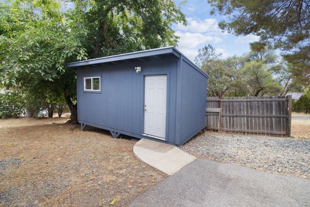 3635 Bell Rd, Auburn, CA 95603