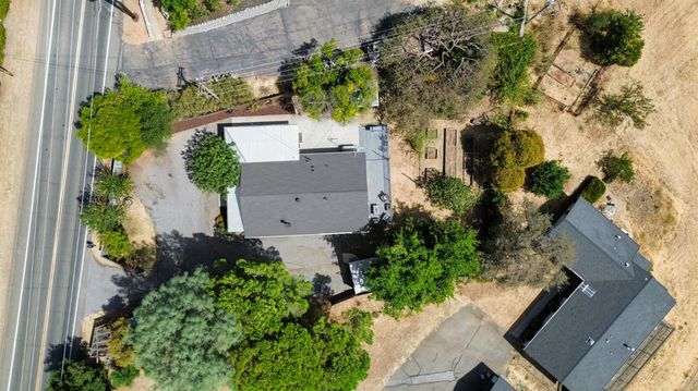 3635 Bell Rd, Auburn, CA 95603