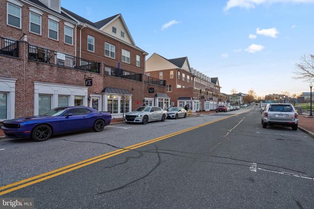 602 WATERMANS DR, Woodbridge, VA 22191