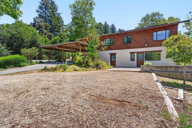 1526 Hall Ranch Road, Santa Cruz, CA 95065