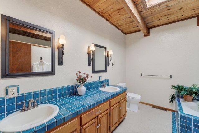 1526 Hall Ranch Road, Santa Cruz, CA 95065