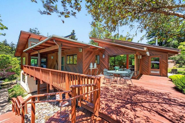 1526 Hall Ranch Road, Santa Cruz, CA 95065