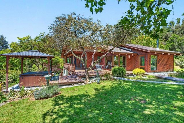 1526 Hall Ranch Road, Santa Cruz, CA 95065
