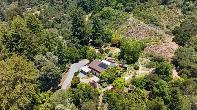1526 Hall Ranch Road, Santa Cruz, CA 95065