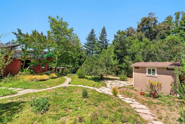 1526 Hall Ranch Road, Santa Cruz, CA 95065