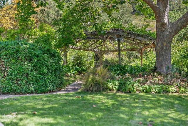 1526 Hall Ranch Road, Santa Cruz, CA 95065