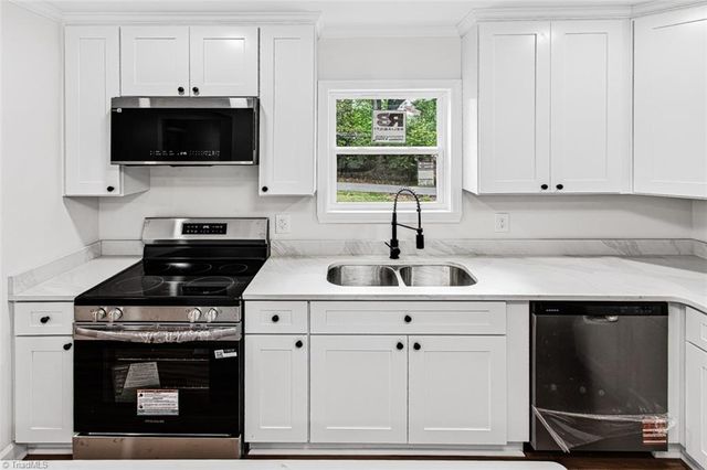 104 Oakhurst Drive, Asheboro, NC 27205