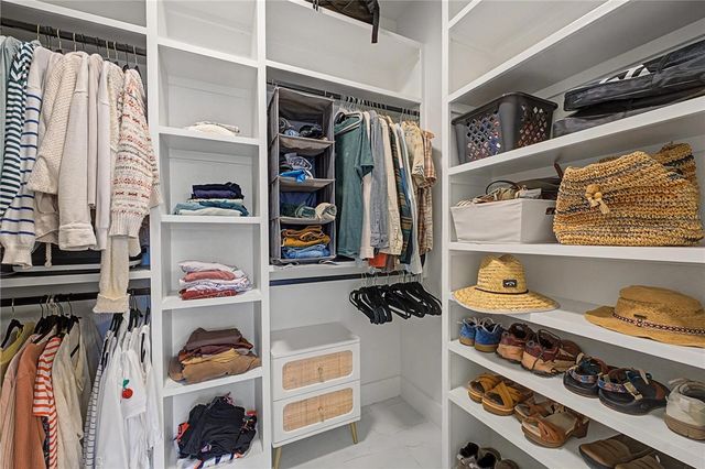 7 Knebworth Drive, Bella Vista, AR 72714