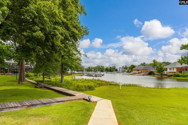 301 Harbor Heights Drive 17D, Lexington, SC 29072