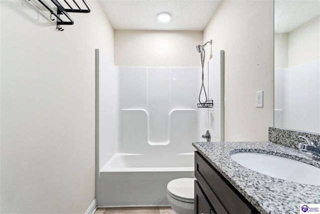 125 Sawgrass Avenue, Vine Grove, KY 40175