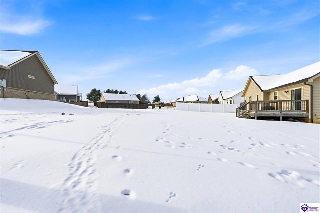 125 Sawgrass Avenue, Vine Grove, KY 40175