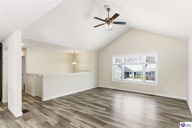 125 Sawgrass Avenue, Vine Grove, KY 40175