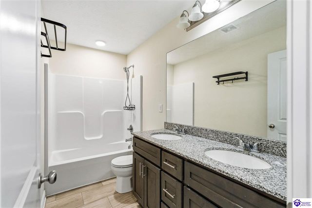 125 Sawgrass Avenue, Vine Grove, KY 40175