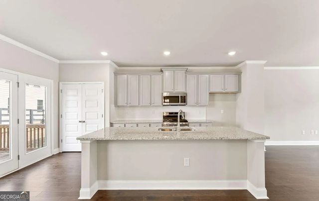 2020 Manor Pointe Drive, Cumming, GA 30041